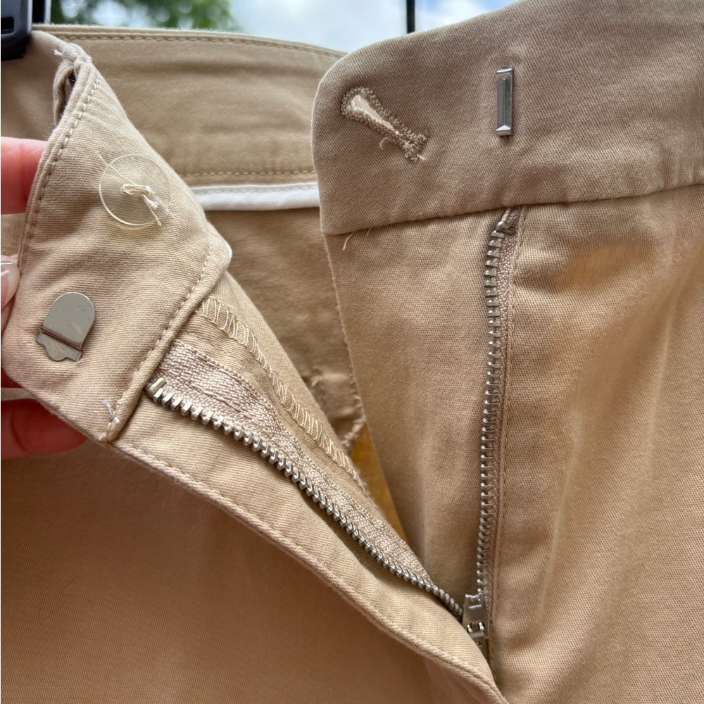 Jones NY Dressy Tan Women's Bermuda Shorts Sz 14 Wear to Work - Picture 7 of 8